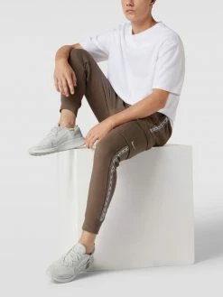 Nike Sweatpants Mit Cargotaschen Modell 'REPEAT FLC CARGO' - Khaki