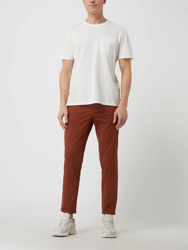 Matinique Chino Mit Stretch-Anteil Modell 'Liam' - Rostrot 1 Matinique Chino Mit Stretch-Anteil Modell 'Liam' - Rostrot
