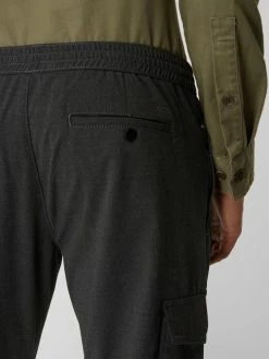 MCNEAL Tapered Fit Cargohose Mit Viskose-Anteil - Dunkelgrau -BE EDGY Shop 851kgd9l718j6dqe9p9lali16p534di6a54jgd238p1jiiab6dakkgiea55lah2e6t1kqh1p6p43aga38l3j2pj265i30cj26dj38p1k74o66e1g6hgjicph6ooj0pj360s3coo
