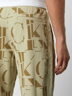 Calvin Klein Jeans Easy Pants Mit Logo-Muster - Kitt -BE EDGY Shop 8da4kj2i619k2jad60p3al9g9934qdhna9ak4ii96ko38la6agqj0j1i68okkh248kq58kija9258iig713m6p9i61j3ed356go3icpk6kp30ob564o62cj265gm2db364smap0