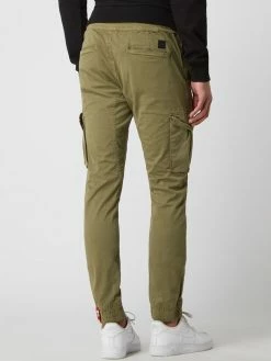 Alpha Industries Cargohose Mit Label-Details Modell 'Twill' - Olivgrün -BE EDGY Shop 8gp50c2kakp4ah229524ikqjagr54cihagskce9o8t2j4iamacrjgc279p1jcl1i7144agaf6t0l4d2a94o38cr461j3gp366spm8dhkc4qj0oj36spjgor16som8c1o71h66p8