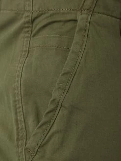 Jack & Jones Cargohose Aus Baumwolle Mit Teilungsnähten - Olivgrün -BE EDGY Shop 8oq3eh2b61b32k26aoo48lhl8974ik2a6kq3ei2h758koc9p98rk4i1kah136kaka94k2h1p8l84ggal6h3jedpo68pjccj560q3eo9k6csjcohocgo62opnc8r3ephk6oo30dg