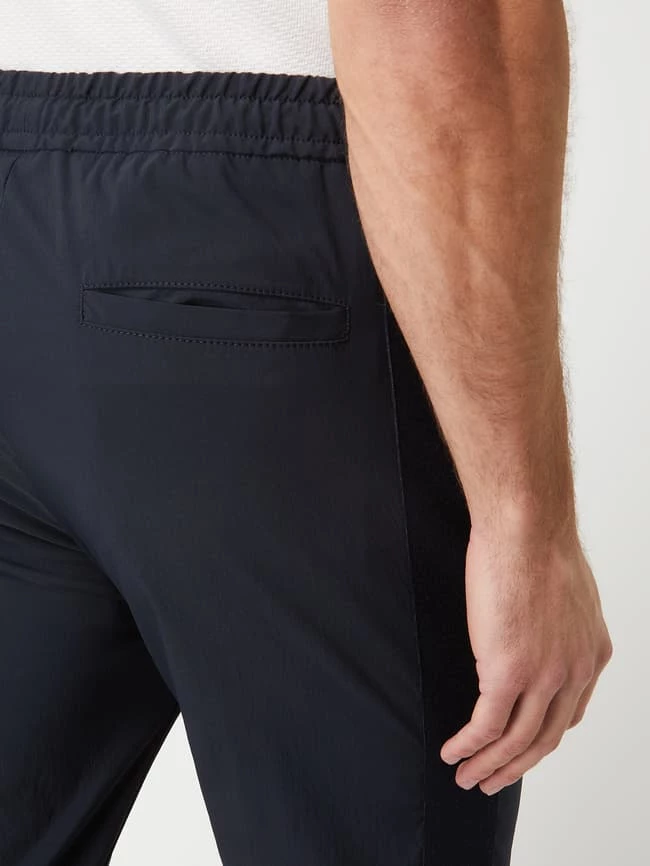 Windsor Regular Fit Jogpants Mit Kontrasteinsätzen Modell 'Nollo' - Marineblau 3 Windsor Regular Fit Jogpants Mit Kontrasteinsätzen Modell 'Nollo' - Marineblau – Bild 3