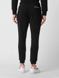 CARLO COLUCCI Sweathose Mit Logo-Streifen - Schwarz -BE EDGY Shop 9oq4akq48p0kqe9na4p5ak21a585acho8913ahic9593ccaja95j0gida4q5cji19l24ghq29l432j1i60o3gcb275gm8d9hcgr6aopk74qj0ohj6csj0c9n75gj0eb36kp3aoo
