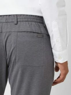 Baldessarini Jogpants Mit Bundfalten - Silber Meliert -BE EDGY Shop a944il2j9l5k4ka36p1kie2d8h252e2d6t54ekhm6p5k2gpha9752gic8p2k4ipo618kehq199a44jpi653mapj6c4pjcopiccpm2chk74qm6ohk6go3ad1pckq32cj4c9j3ed0