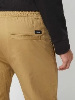 CK Calvin Klein Cargohose Mit Stretch-Anteil - Camel -BE EDGY Shop ad344kpg64q52c21a94j2l1g611jikqi9p94qi298963eeafalb42cppal54ok9h8p14cc9p7115cd2fah3jadj5c4q3eo9m6di34p9k68smaohj6co32c9j69j68c9h6gq3ae8