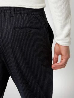 Tommy Hilfiger Slim Fit Jogpants Mit Stretch-Anteil - Marineblau -BE EDGY Shop ah55ajada98kej2j614l0hil85a4ig9g6da48chl9op3cjag6h73ehi898sl6ha38gr3adic9t0kkj1h753m2eb360r3ec9pcko3cdpk6pgj8e3474r6cdr46spjepj2c9j3ec0