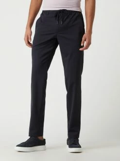 Hiltl Tapered Fit Jogpants Mit Stretch-Anteil Modell 'Roger' - Marineblau -BE EDGY Shop ahb4meahad436khoa52j0jpj9cs4ckqk6183al1ka4qj4gig9d94id226gqkujib89b5ck25659kkk2f6oo36d1i6sp34ohic8oj8e9k6cqm2ohm6di38o9n6tgm8ob1ckq34p0