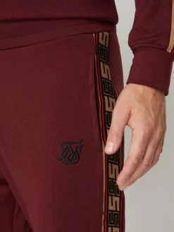 SIK SILK Jogpants Mit Stretch-Anteil - Dunkelrot -BE EDGY Shop akr4qjqjal456k2e9h0kchqe6p144l2bakp56i26610l0cq89l1jciq36laj0gq79p9j2kpg8gq4elhn68o6cob4cko3ip1kcgs3ac1kc4p3ieb4cpij0c1g6cp6ae336gpj8cg